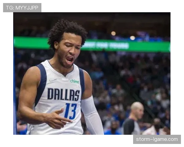 里夫斯火力全开引领球队逆转取胜