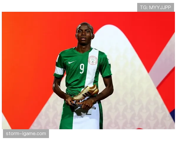 谦逊的非洲巨星:奥斯梅恩闪耀足坛