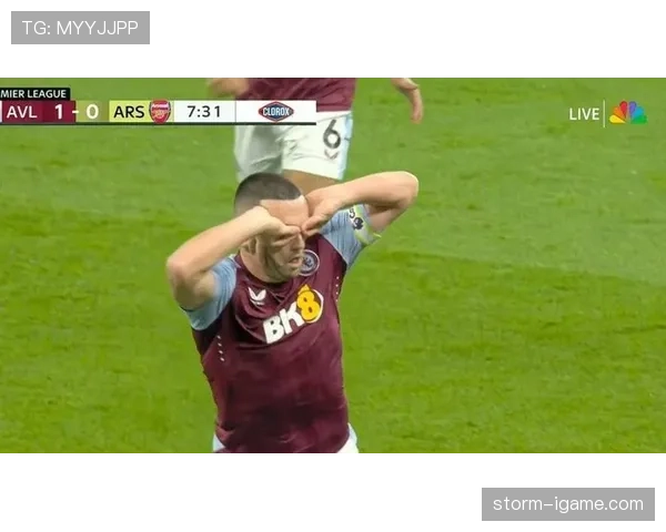 马丁内斯神勇扑救创纪录，助球队稳居争冠行列