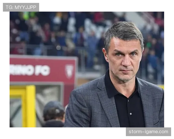 马尔蒂尼职业精神激励新一代球员，坚韧与执着成足坛典范