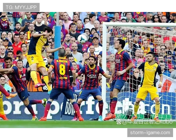 黄潜中场掌控力强劲,助力球队西甲赛季表现抢眼 黄潜中场掌控力强劲,助力球队西甲赛季表现抢眼