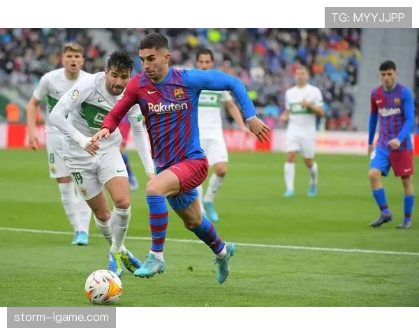 塞维利亚阵容深度解析：新赛季挑战与机遇并存