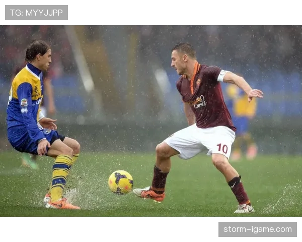 阿拉维斯边路进攻稳健推进,团队默契与战术创新成关键亮点 阿拉维斯边路进攻稳健推进,团队默契与战术创新成关键亮点